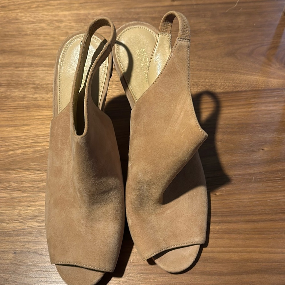 Tan,size 9.5 Michael Kors sling back high heels
